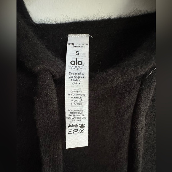 Cashmere Jet Set Hoodie - Picture 3 of 5